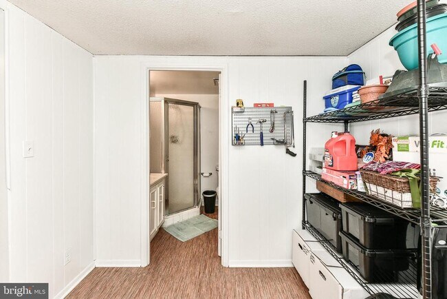 Building Photo - 4817 S 28th St