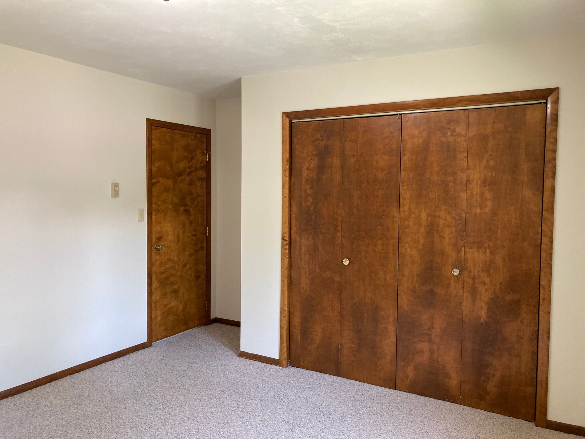 Bedroom 1 - 425 6th Ave NW