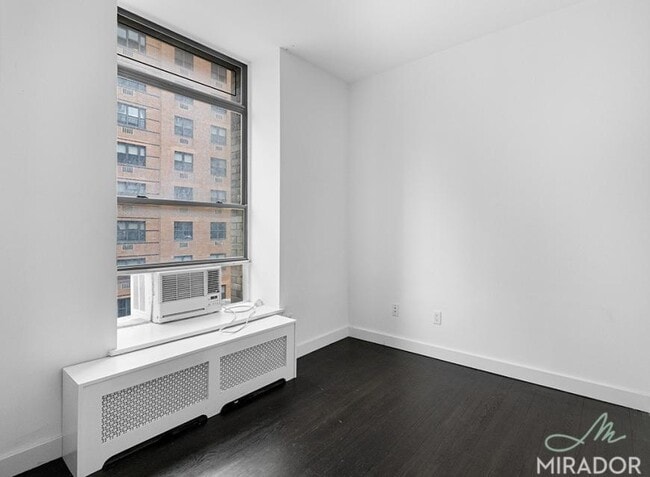 Building Photo - 2 bedroom in New York NY 10003