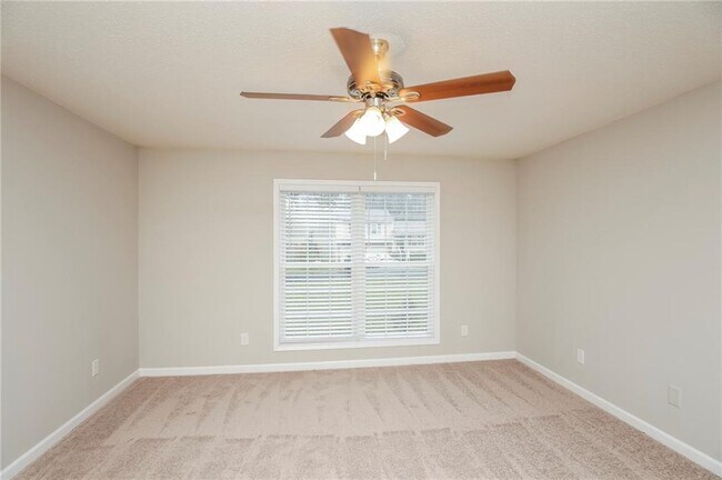 Building Photo - 3300 Westview Cove