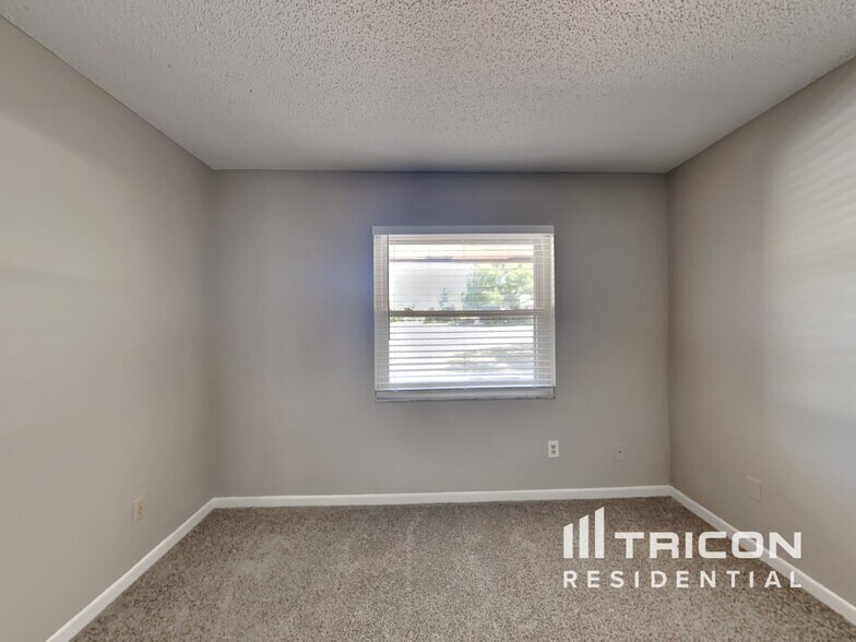 Building Photo - 350 Travino Ave
