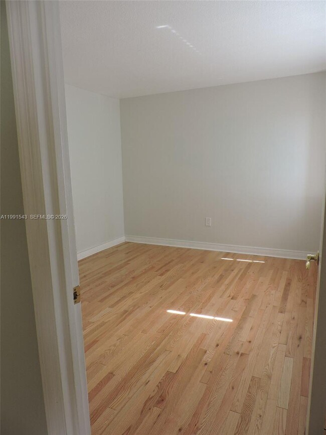 Building Photo - 15065 SW 108th Terrace