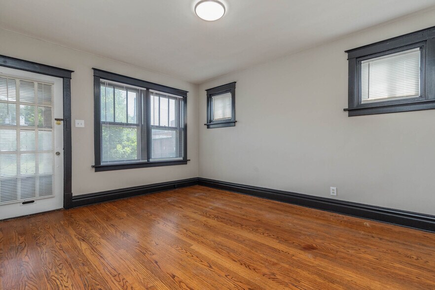 Building Photo - 4214 Neosho St