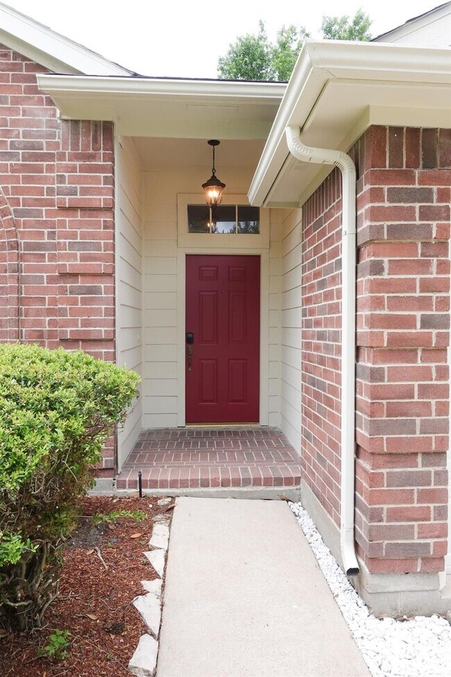 Building Photo - 20735 Spring Rose Dr
