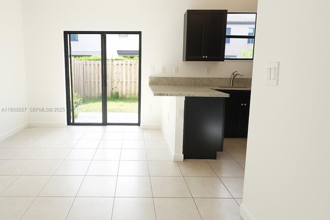 Building Photo - 25224 SW 114th Ave