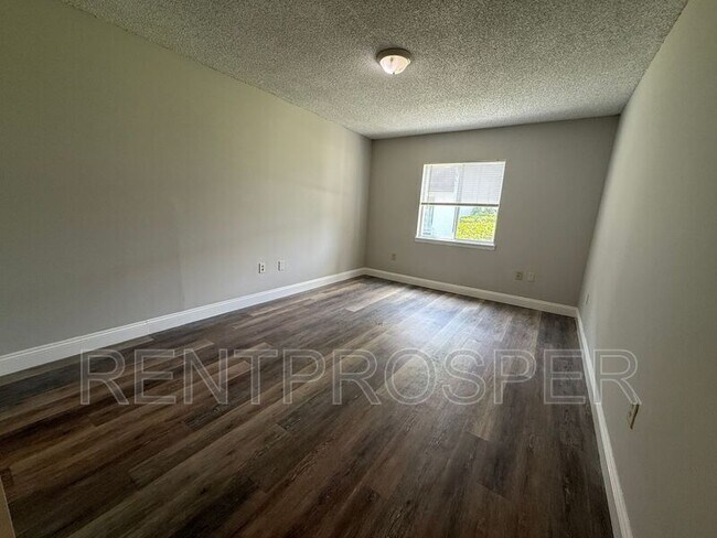 Building Photo - 4151 S Semoran Blvd