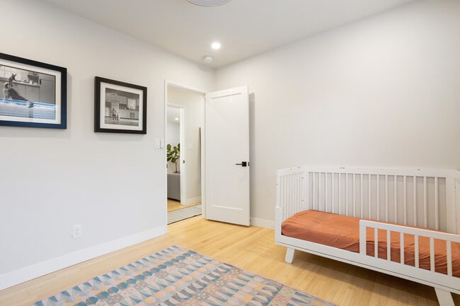 Building Photo - 5923 Abernathy Dr