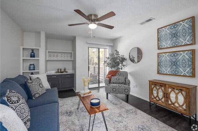 Primary Photo - 2170 Thousand Oaks Dr