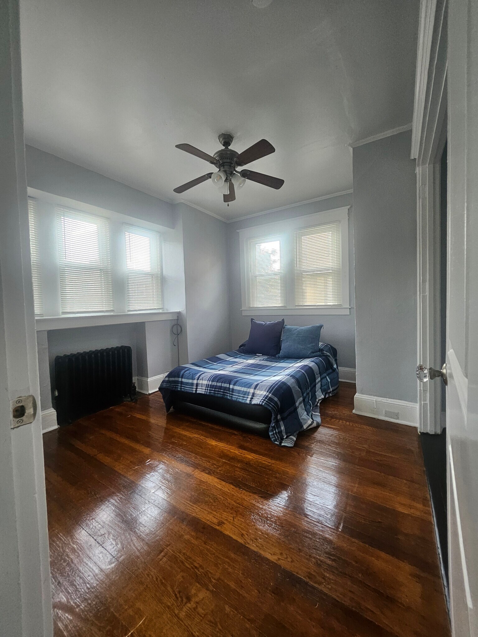 Building Photo - 6643 Blakemore St