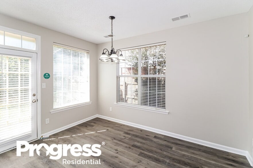 Building Photo - 4623 Tulip Bend Dr