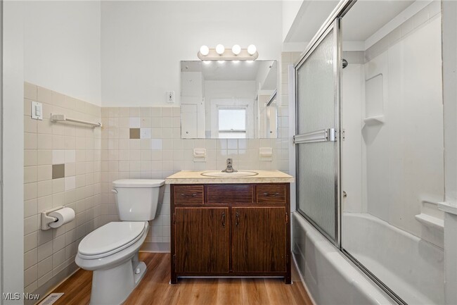 Building Photo - 1217 Belle Ave