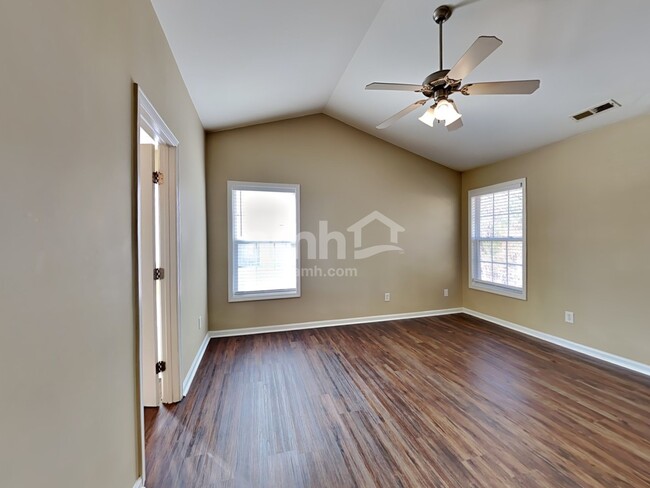 Building Photo - 1232 Sweetgrass St