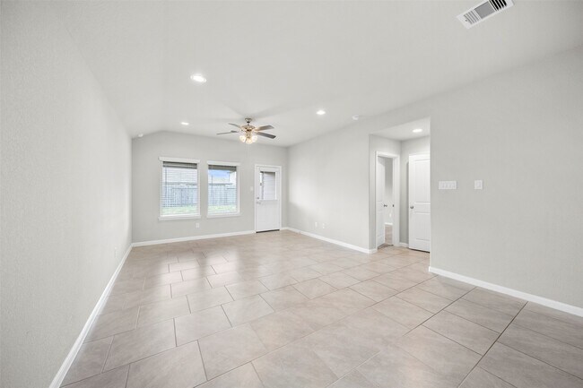 Building Photo - 18338 Raven Rock Ln