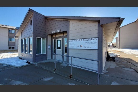 Primary Photo - 82 E Hayden Ave