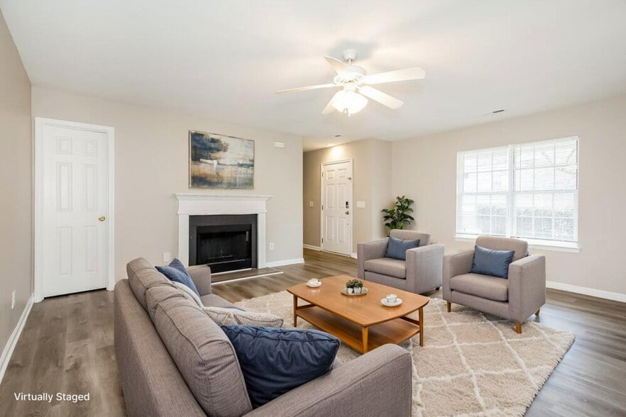 Building Photo - 407 Chelton Oaks Dr