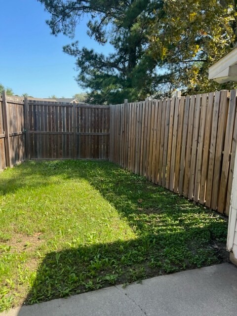 back - 100 Shiloh Dr
