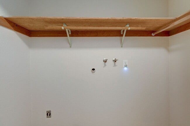 Building Photo - Updated Oak Harbor Home in Ridgehaven