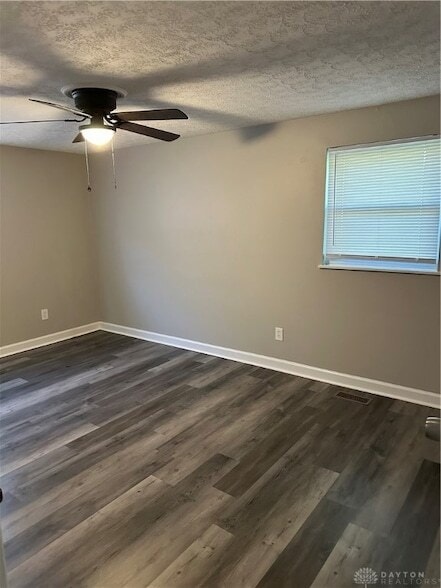 Building Photo - 4244 Bellemeade Dr