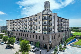 Building Photo - Pearl Lofts