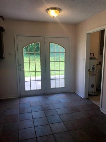 Building Photo - 504 Chinner St