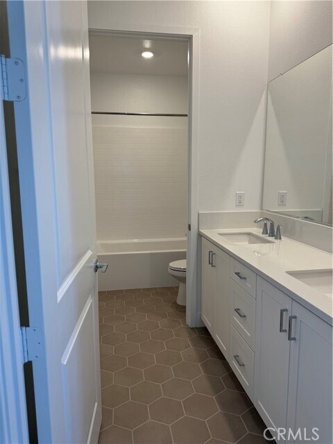 Building Photo - 105 Proctor