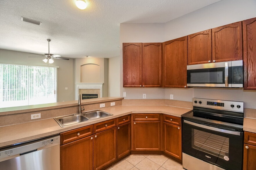 Building Photo - 2348 Cherokee Cove Trail