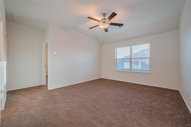 Building Photo - 25919 Aura Lake Ln