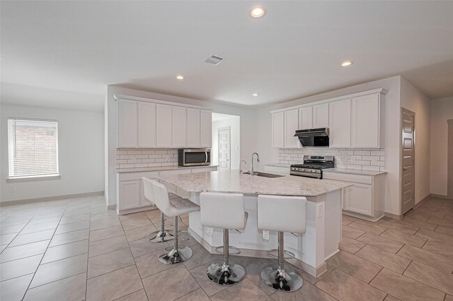 Building Photo - 29518 Paytons Park Ct