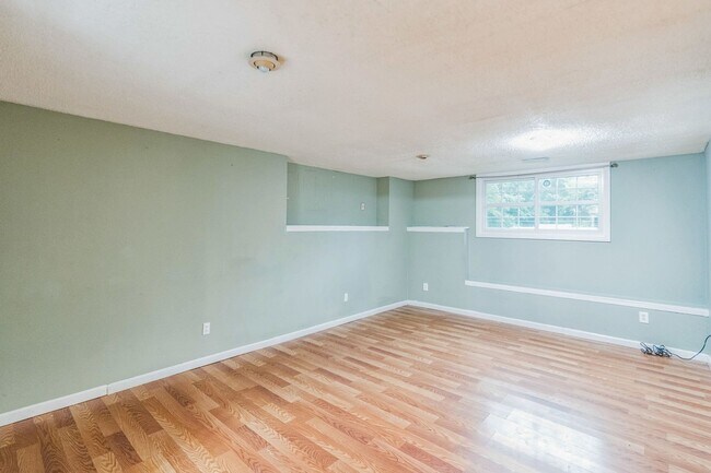 Building Photo - Charming 4BR House in Douglasville