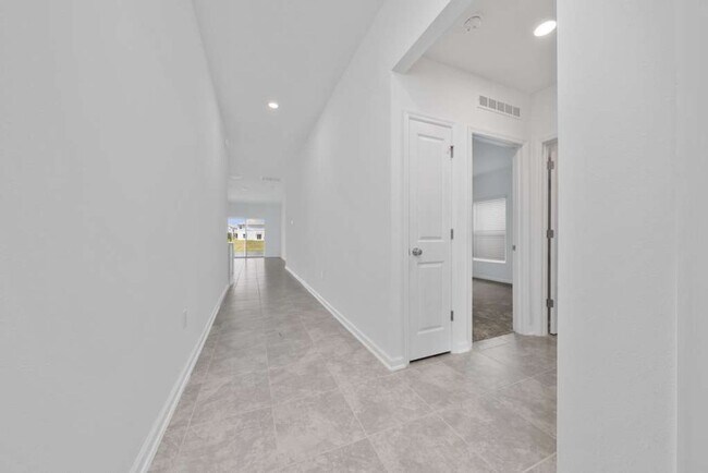 Building Photo - 5625 Le Marin Wy