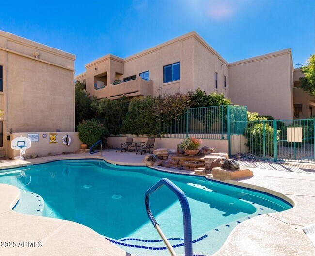 Building Photo - 13818 N Saguaro Blvd