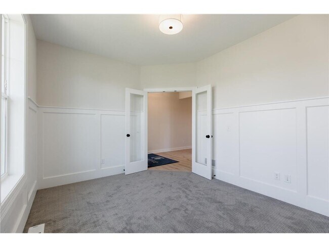 Building Photo - 4817 127th Cir NE