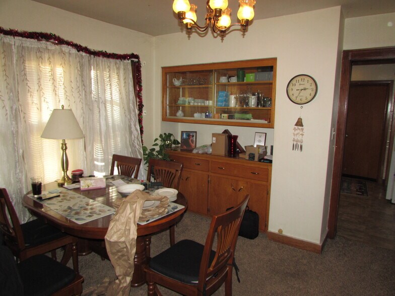 Building Photo - 1233 S 87th St