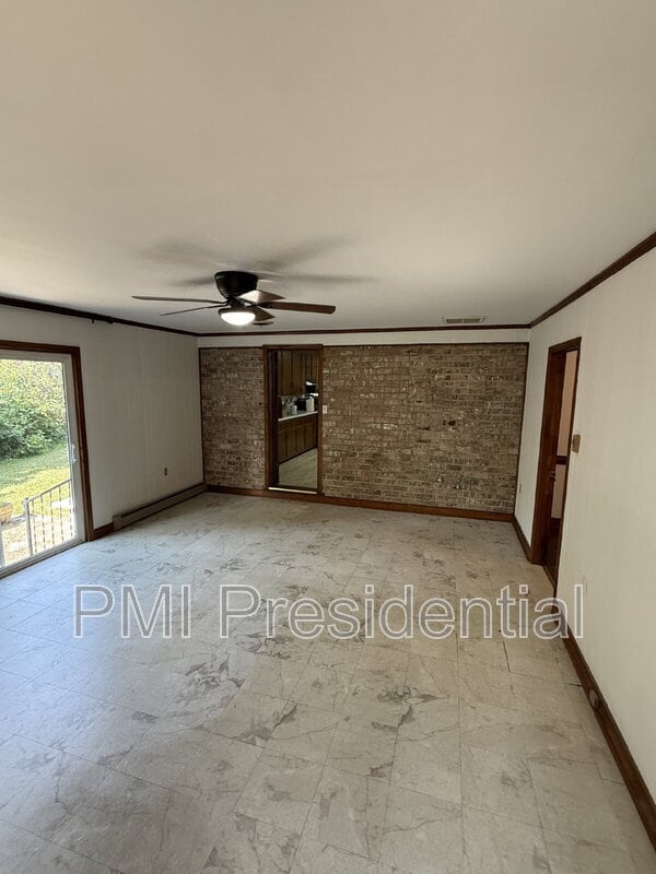 Building Photo - 5710 Tuskwillow Dr