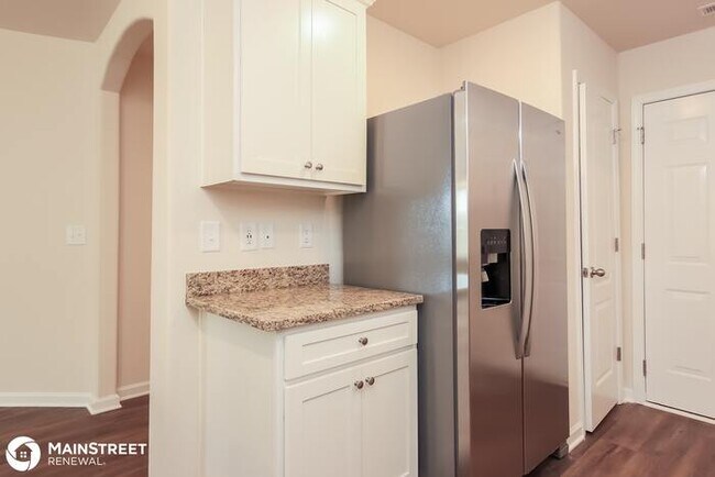 Building Photo - 118 Pillow Ln, Burlington, NC 27217