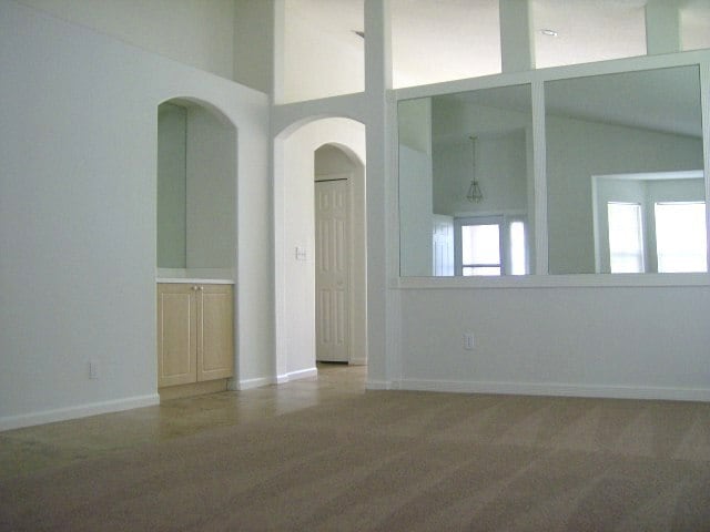 Building Photo - Weston Hills Gated Pool Community