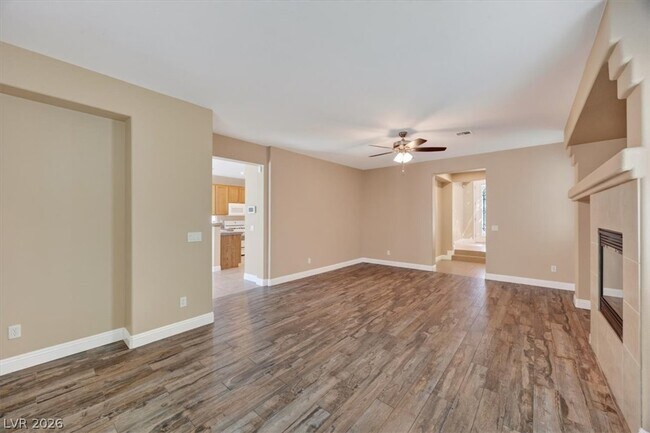 Building Photo - 11223 Dahlia Grove St