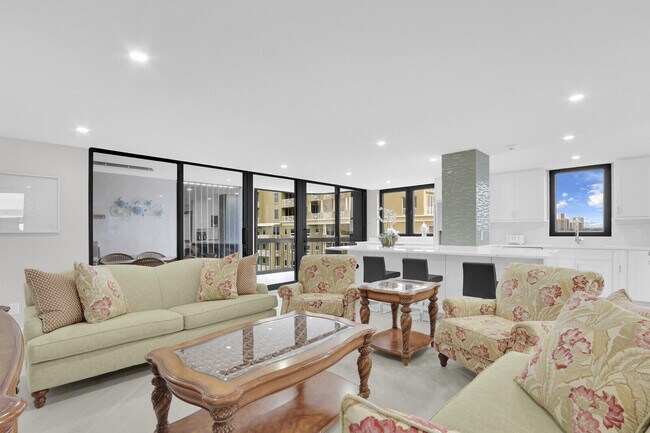 Building Photo - 5380 N Ocean Dr
