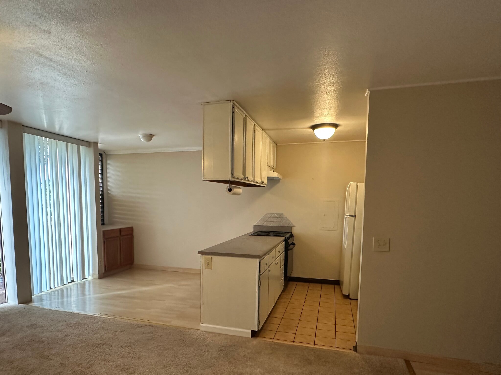 Building Photo - 84-707 Kiana Pl