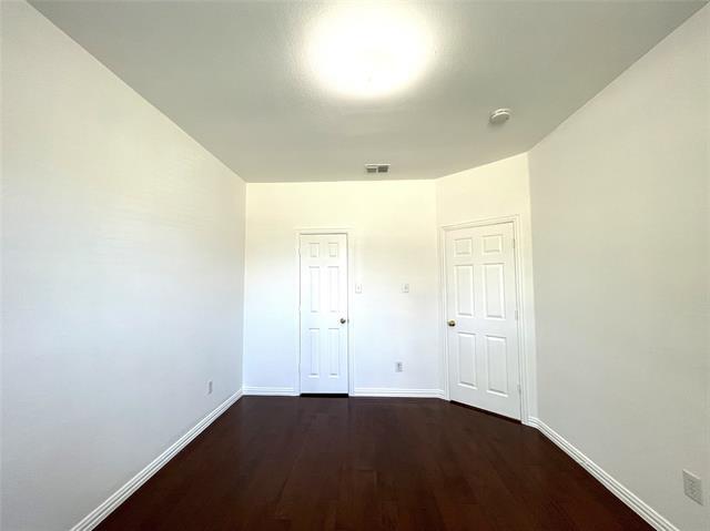 Building Photo - 4400 Avebury Dr