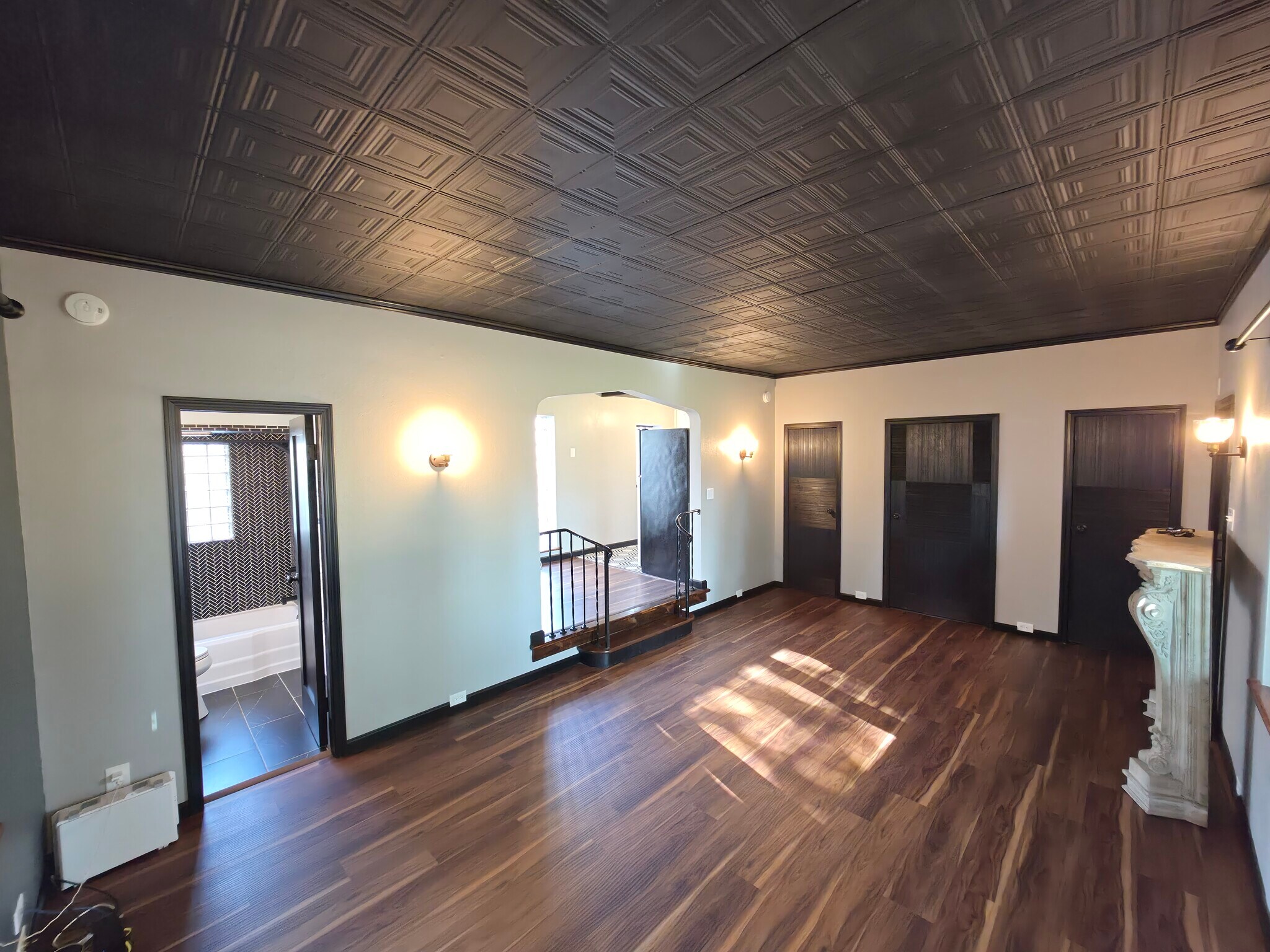 Building Photo - 606 Sunset Ave