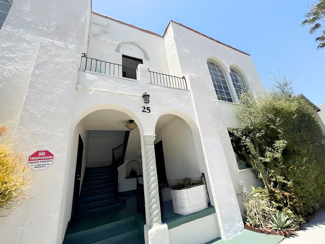 Building Photo - 25 Falcon Ave