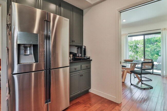 Building Photo - 1243 Clippers Cir