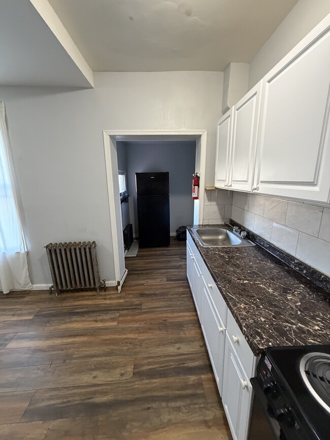 Building Photo - Woodward Apts