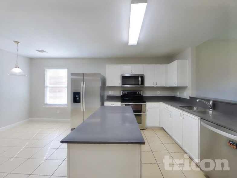 Building Photo - 9101 Wagon Trail