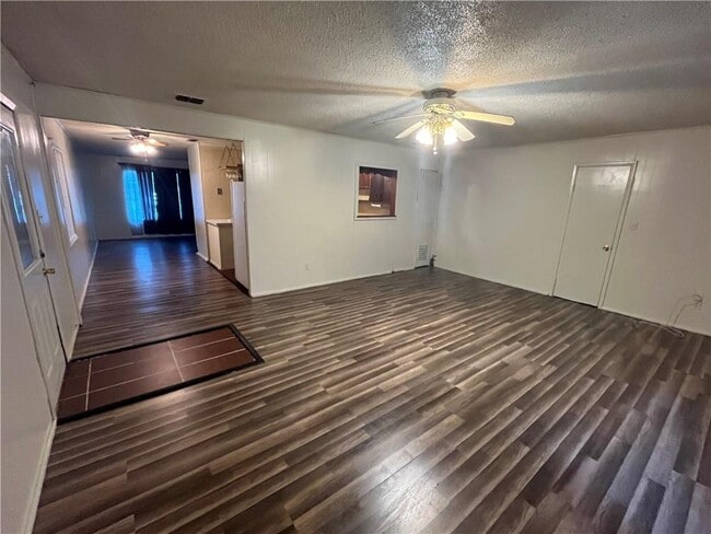 Building Photo - 2510 Morningside Dr