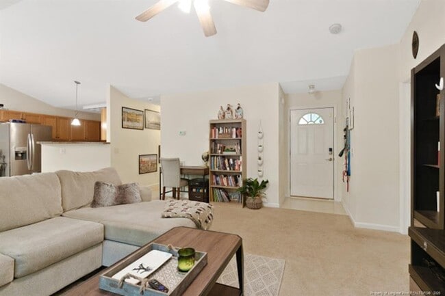 Building Photo - 303 Harbor Trce