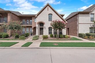 Building Photo - 4281 Comanche Dr