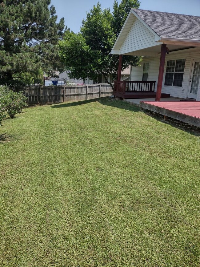 Building Photo - A NIce Home Waiting For You In Benton!