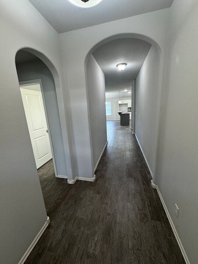 Building Photo - Lovely Southern Reserve 3 Bed 2 Bath - Jen...